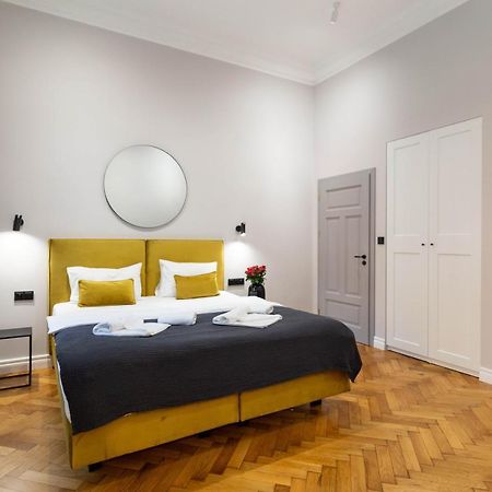 Nola Apartments Krakow Luaran gambar